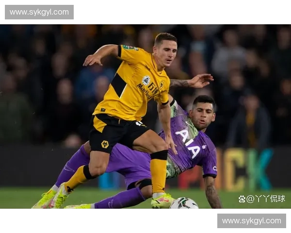 热刺主场迎战巴塞罗那 季前热身赛精彩对决一触即发